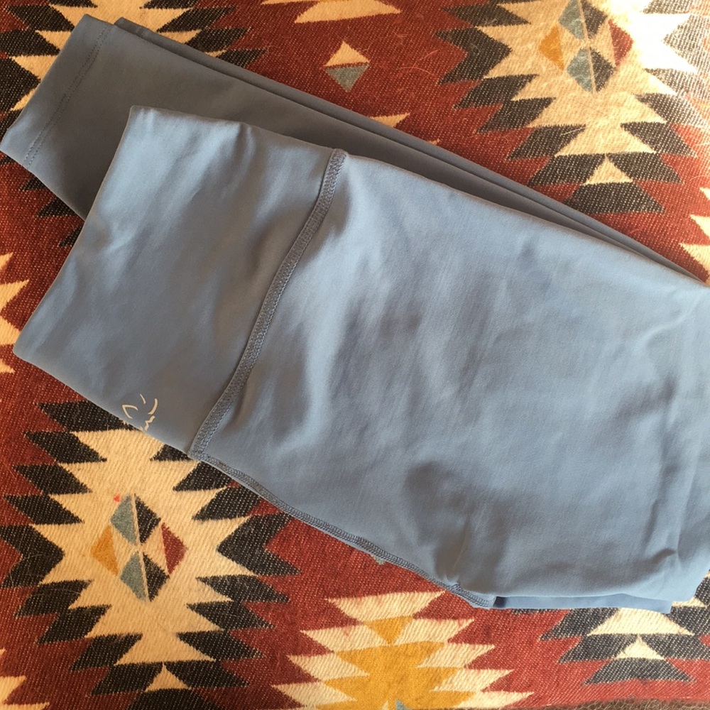 High waisted leggings